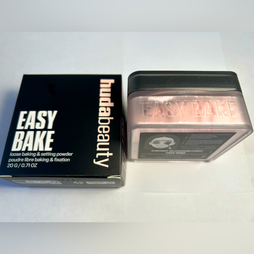 NWT🌷Huda Easy Bake Blurring Loose Baking & Setting Powder in Cherry Blossom